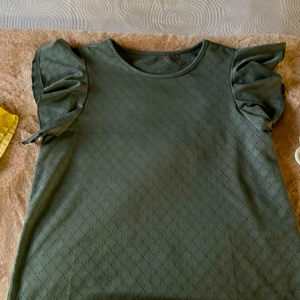 Blouse raffles